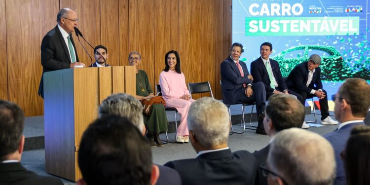Governo cria IPI Verde e zera imposto para carros sustentáveis