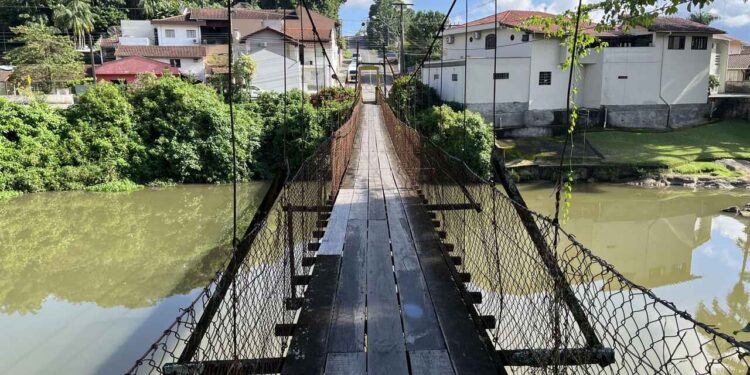 Assinada Ordem de Serviço para a revitalização de duas pontes pênseis em Jaraguá do Sul