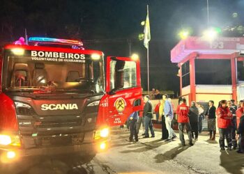 [Vídeo] Bombeiros Voluntários de Guaramirim recebem novo caminhão de combate a incêndios