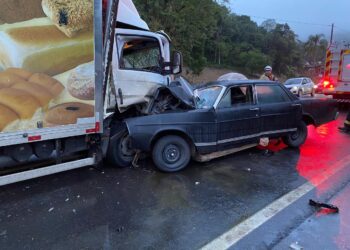 [Vídeo] Acidente na BR-470 mata mãe, avó e criança; Motorista foi preso