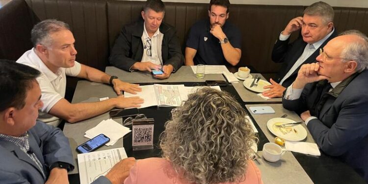 Deputados pressionam Ministro dos Transportes pela retomada das obras do lote 1 da BR-280