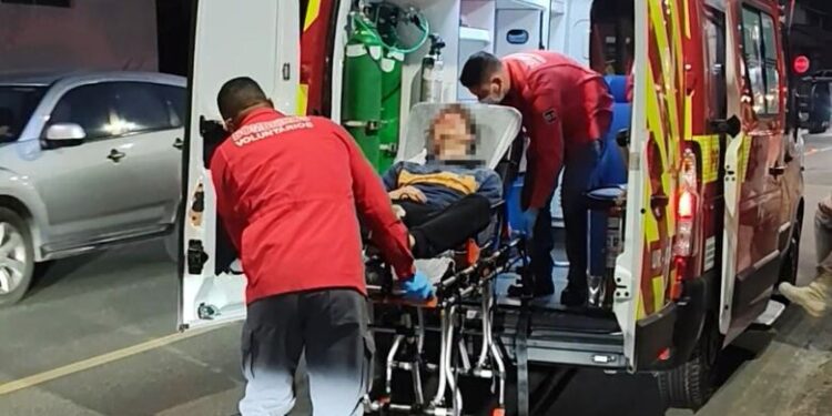 Jovem é atingido na cabeça com pedra em Jaraguá e PM diz que agressão pode ter relação com furto