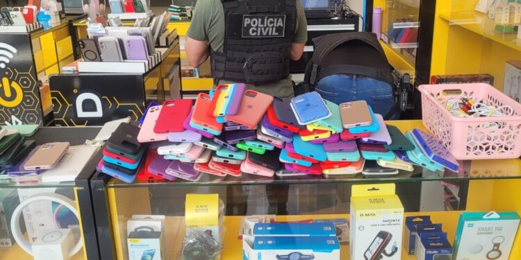 Apreensão em Jaraguá do Sul: Polícia Civil desmantela rede de distribuição de produtos falsificados