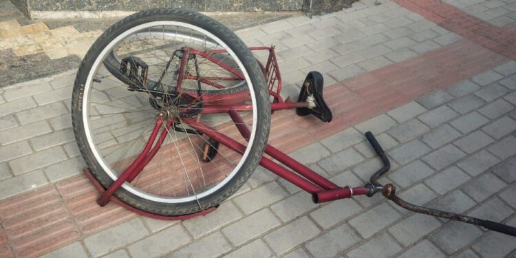 Homem fica ferido após queda de bicicleta em Schroeder