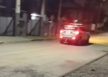 Casal de empresários é rendido por ladrões, faz Pix de R$ 74 mil e funcionário é preso por envolvimento em Guaramirim