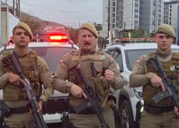 [Vídeo] Homem é preso por tráfico de drogas após denúncia em Jaraguá do Sul