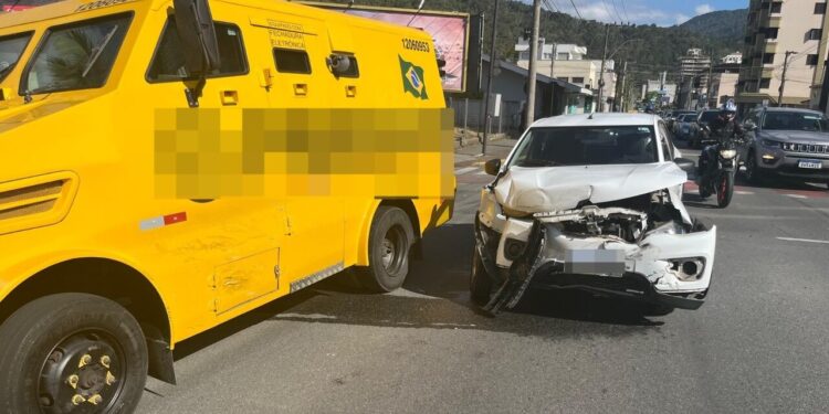 Duas crianças são encaminhadas ao hospital após acidente em Jaraguá do Sul