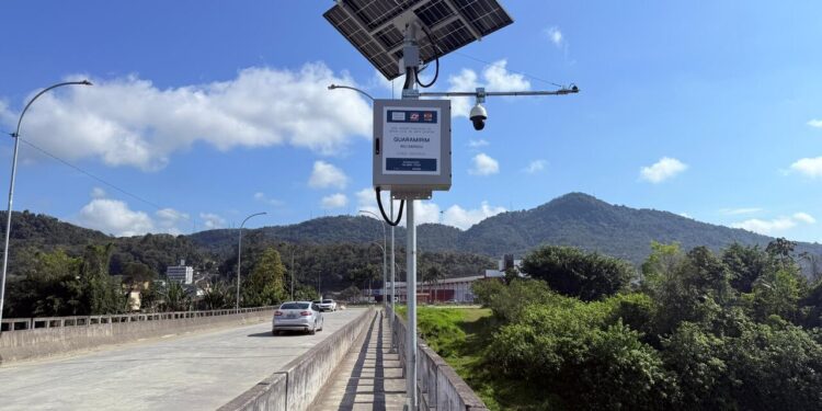 Guaramirim recebe primeira estação para monitoramento do nível do rio e das chuvas