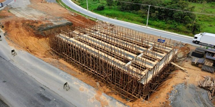 Rampas de viaduto na duplicação da SC-108, em Guaramirim, começam a ser erguidas este mês