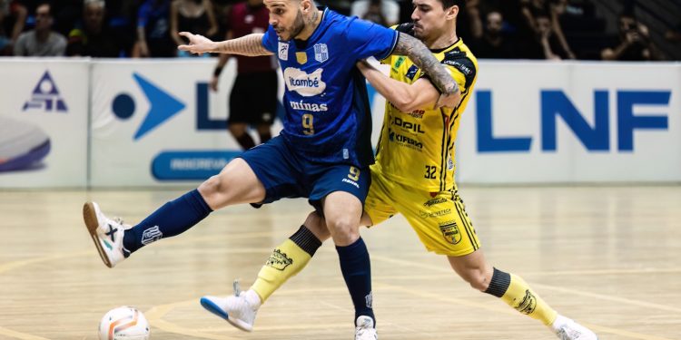 [Vídeo] Jaraguá Futsal empata com o Minas no jogo de ida das oitavas de final da LNF