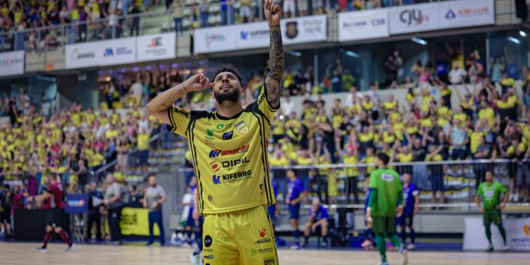 Jaraguá Futsal vence Minas e pega o JEC nas quartas de final da LNF