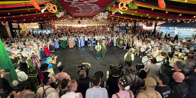 Solenidade marca abertura da 35ª Schützenfest