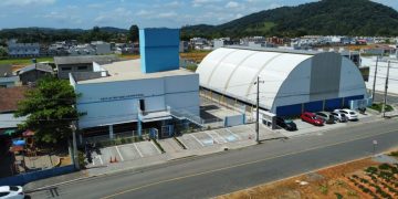 Iniciada a reforma e ampliação da escola Prof. Isabel Lilia Rosa de Souza, em Guaramirim