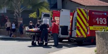 [Vídeo] Motociclista fica gravemente ferido após acidente em Jaraguá do Sul