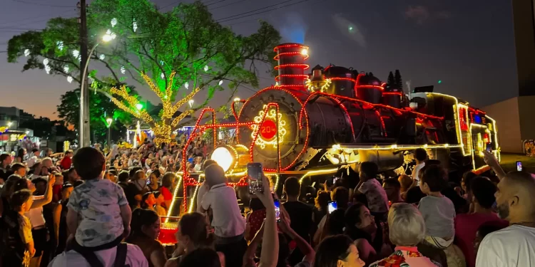 Maria Fumaça iluminada passa por Jaraguá do Sul neste domingo (21) e contará com diversas atrações