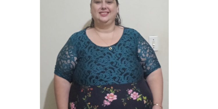 Moradora de Guaramirim precisa de ajuda para cirurgia robótica para retirada de hérnia de 6kg