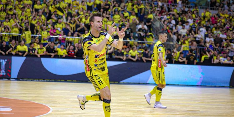 Jaraguá Futsal visita o JEC pelo primeiro duelo da final do Catarinense