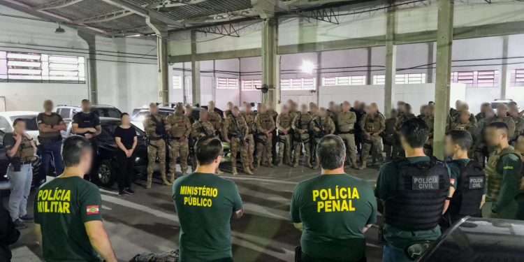 GAECO deflagra operação de combate às organizações criminosas em Schroeder e Jaraguá do Sul