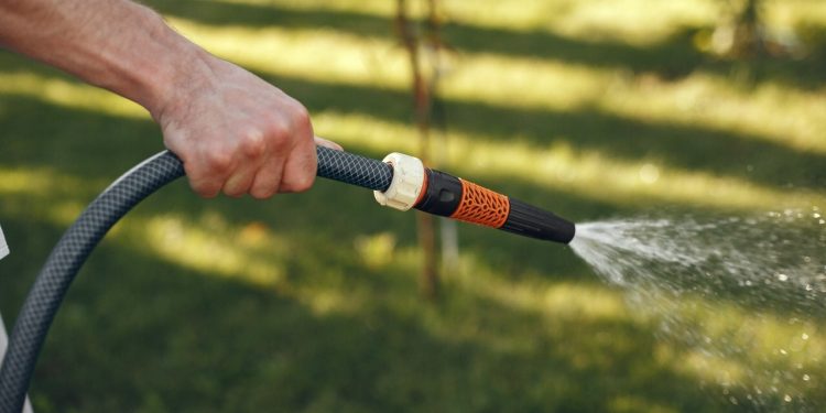 Prefeitura de Guaramirim reforça pedido de uso consciente da água durante o verão