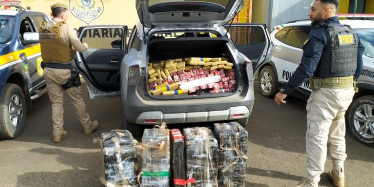 PRF apreende mais de meia tonelada de maconha e prende jovem de 23 anos na BR-280