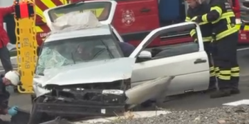 Jovem de 20 anos fica ferido após colisão em Jaraguá do Sul