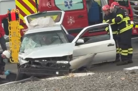 Jovem de 20 anos fica ferido após colisão em Jaraguá do Sul