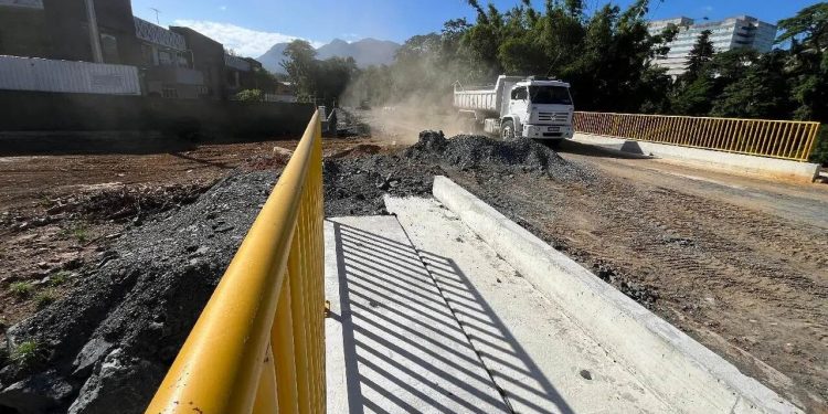 Quinto trecho da Rua 13 de Maio, em Jaraguá do Sul, entra na fase final