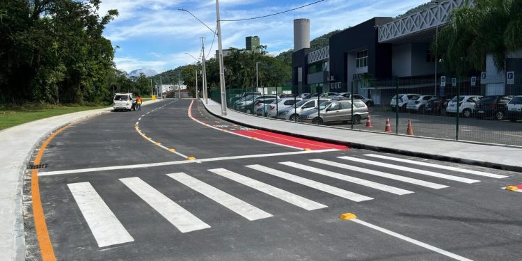 Novo trecho da Rua 13 de Maio deve ser liberado nos próximos dias em Jaraguá do Sul