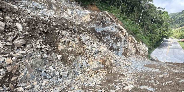 Detonação de rochas bloqueia totalmente a Serra Dona Francisca nesta terça-feira (03)