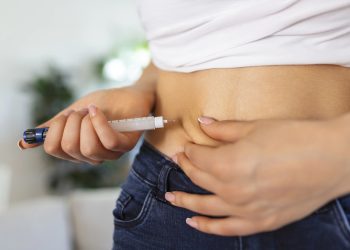 Saúde SC alerta sobre uso irregular de canetas emagrecedoras