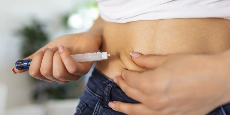 Saúde SC alerta sobre uso irregular de canetas emagrecedoras