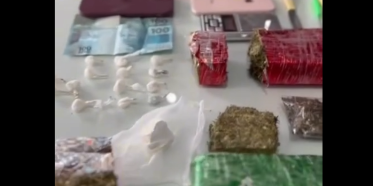 [Vídeo] Dois homens são presos por tráfico após ação em Schroeder e Guaramirim