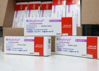 Guaramirim passa a ofertar medicamento para prevenção de infecções respiratórias em bebês de risco