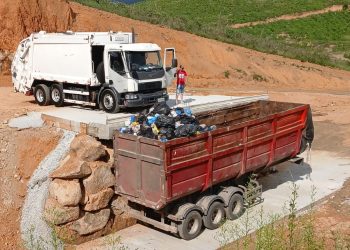 Com local para transbordo, Prefeitura de Guaramirim espera normalização da coleta de lixo