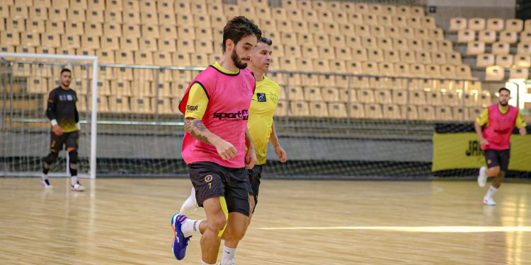Jaraguá Futsal recebe Campo Mourão na largada da Liga Nacional