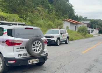 [Vídeo] Desentendimento após carona termina em roubo de celulares e agressão em Jaraguá do Sul