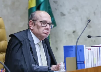 Gilmar Mendes vota para derrubar lei de SC que proibiu cotas raciais