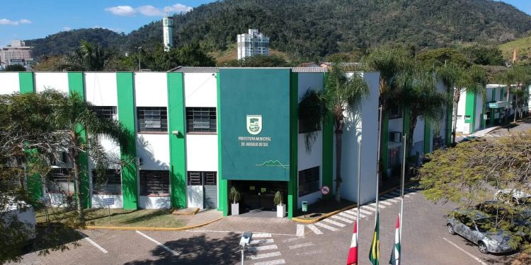 Prefeitura de Jaraguá do Sul terá expediente normal nesta segunda-feira (20)