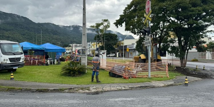 Trecho da rua Augusto Mielke terá interdição total nesta quinta-feira (16)