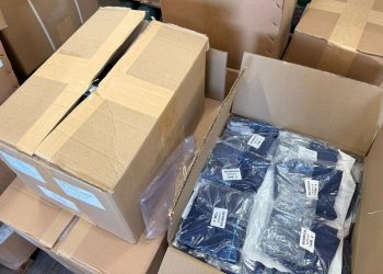 Prefeitura de Guaramirim inicia organização dos kits de uniformes para distribuição