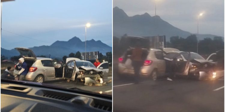 Duas pessoas são encaminhadas ao hospital após acidente no viaduto em Guaramirim