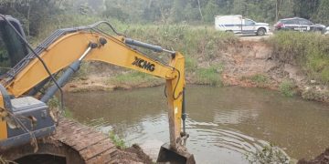 Ossada humana é encontrada submersa em córrego de Araquari durante operação contra facção criminosa
