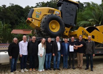 Rua Osvaldo Klein e Estrada Poço Grande, em Guaramirim, terão 4 km de asfalto novo