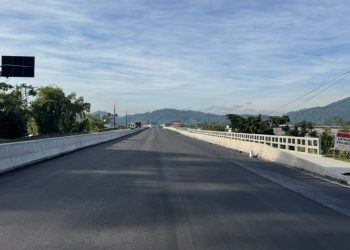 [Vídeo] Asfalto do Viaduto do Mannes é reaplicado e tráfego deverá ser liberado nos próximos dias