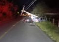 Motorista causa acidente, bate em poste e é preso por embriaguez em Jaraguá do Sul
