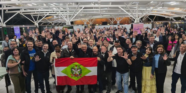 Encontro em Jaraguá do Sul marca a chegada de Antídio Lunelli ao projeto de João Rodrigues