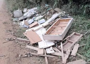 Descarte irregular de entulhos é identificado em Jaraguá do Sul