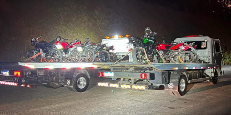 Operação de trânsito da PM resulta em nove motos recolhidas em Jaraguá do Sul