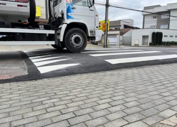 Jaraguá do Sul inicia recuperação de faixas elevadas