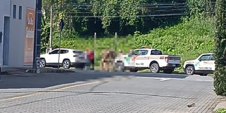 Carro com registro de furto é recuperado pela PM em Jaraguá do Sul